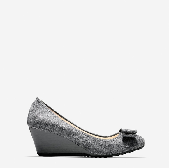 Cole Haan Tali Grand Bow Silver Suede Shoes size 5.5 - Picture 2 of 7